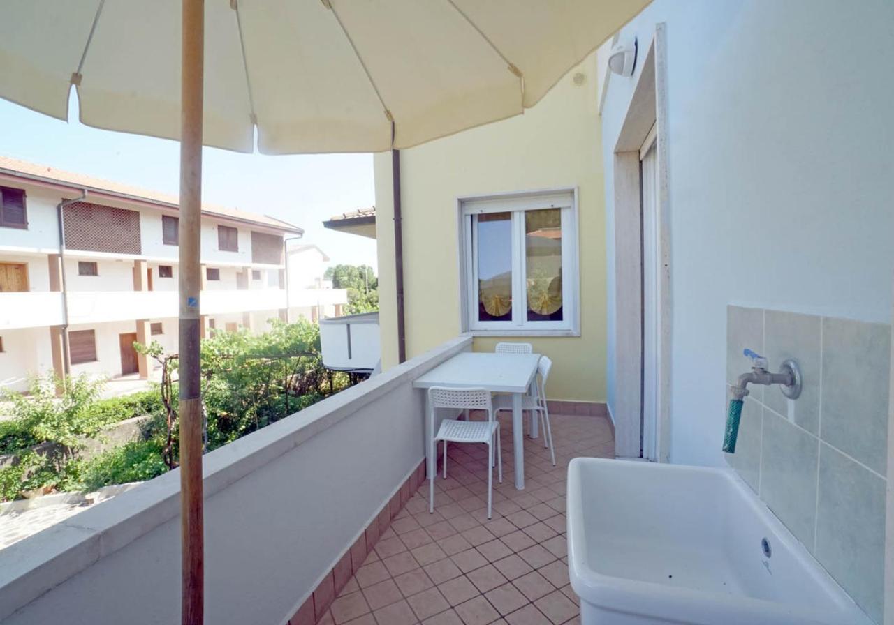 Appartamenti Manuela Vada Exterior photo