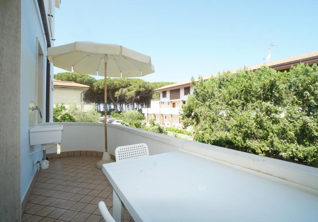 Appartamenti Manuela Vada Exterior photo